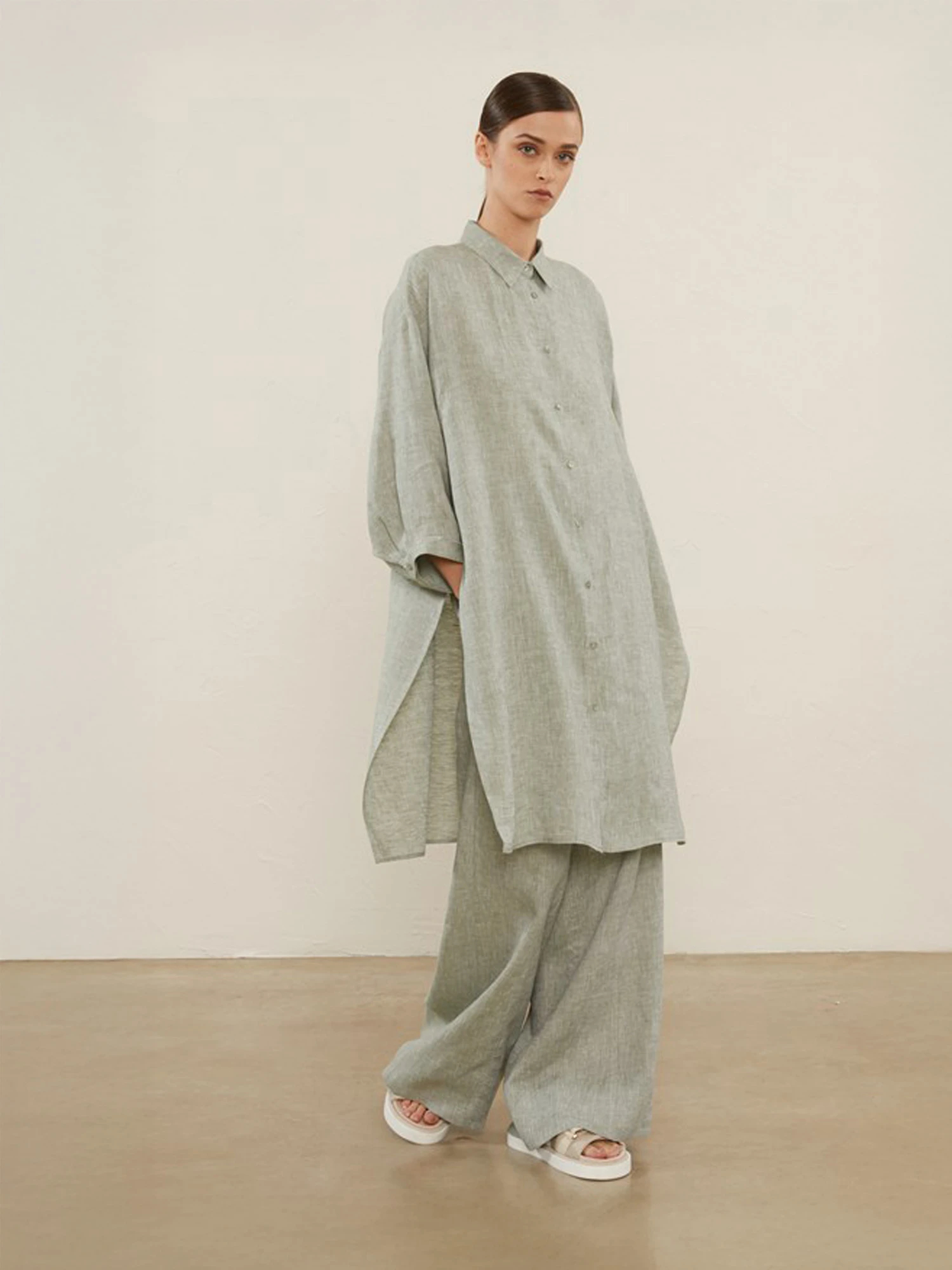 麻100%ワイド幅ロングシャツ / PESERICO(ペセリコ)|woollen 麻100%ワイド幅ロングシャツ / PESERICO(ペセリコ)|woollen