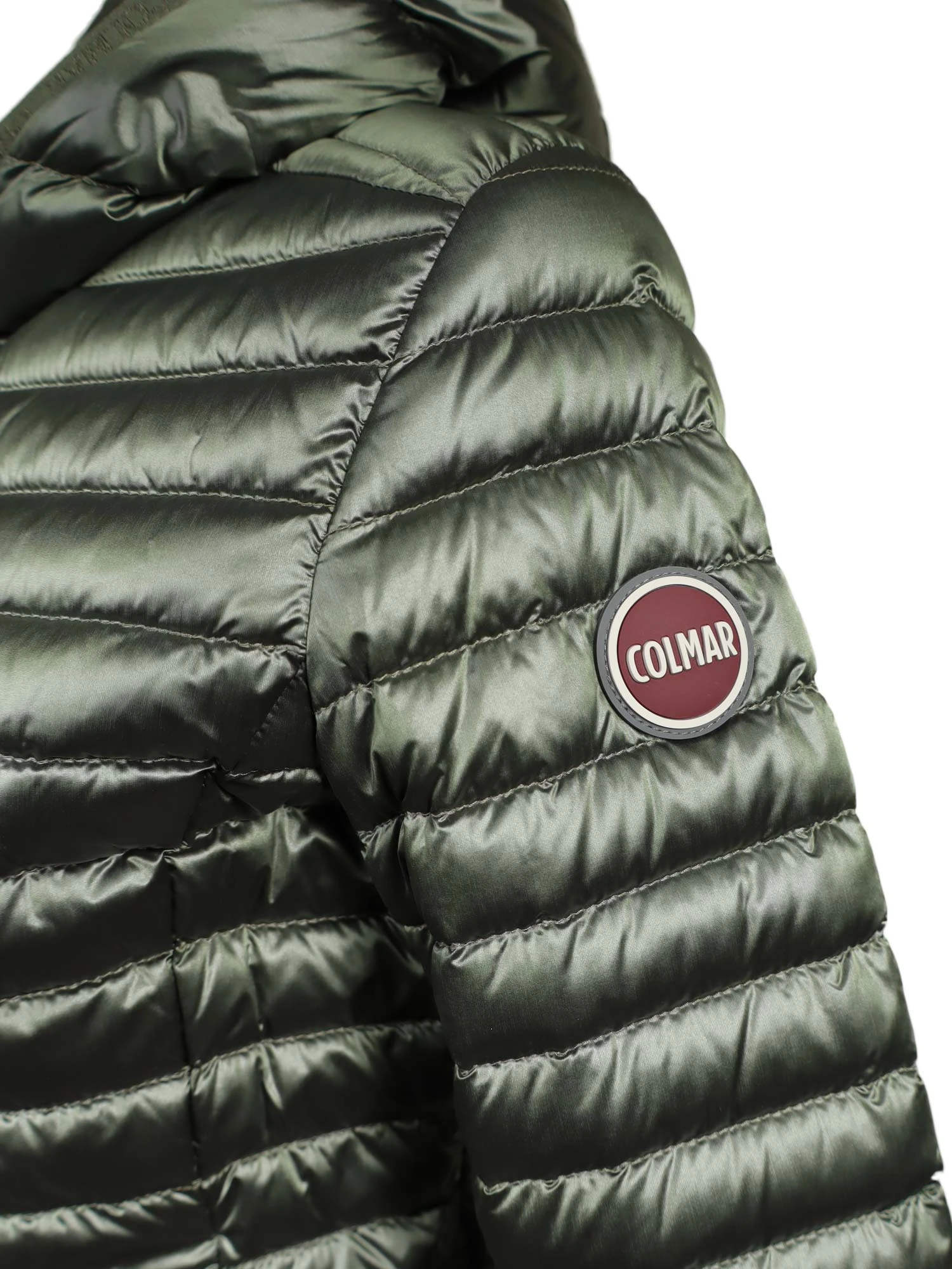 COLMAR フード付き ブラックダウンジャケット44