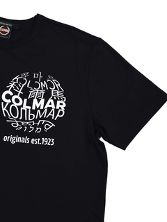 COLMAR(コルマー) |【MEN'S】各国語ロゴプリントコットン100％Tシャツ