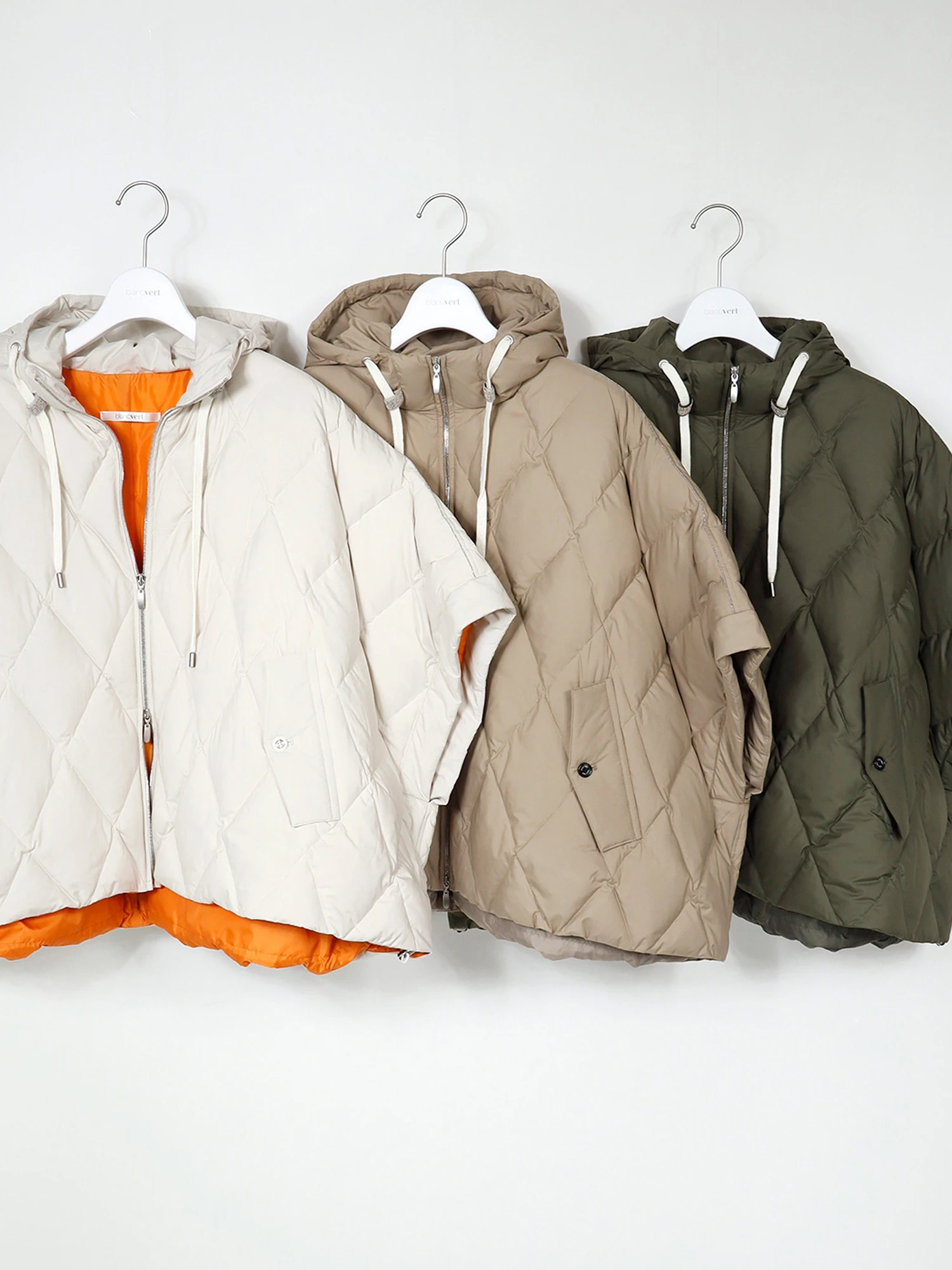 売り切り価格！　ブランベール　blancvert ベスト　ダウンベスト 2025AW 新作】ポンチョダウンベスト / blancvert（ブランベール