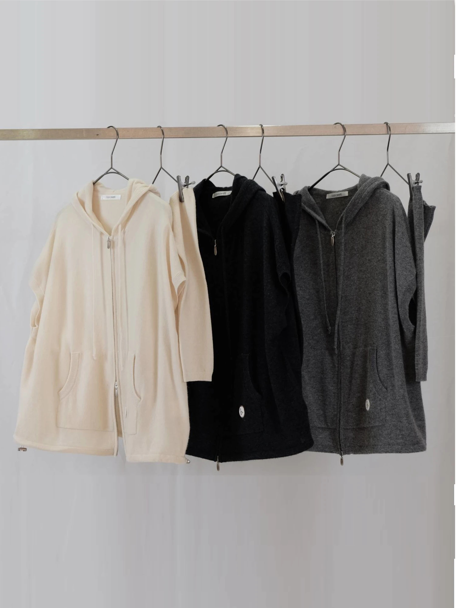 アームウォーマー付フードベスト / blancvert（ブランベール